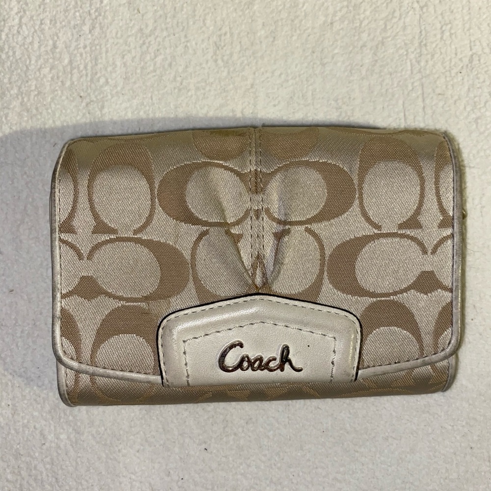 Coach tan wallet
